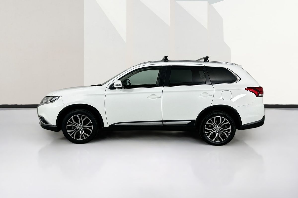 2016 Mitsubishi OUTLANDER LS SAFETY PACK (4x4) 7 SEATS ZK MY17
