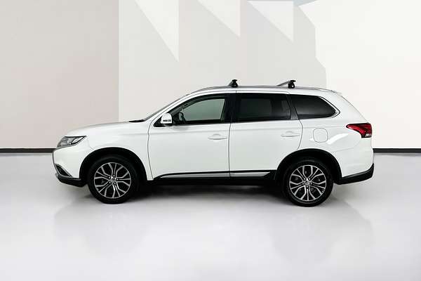 2016 Mitsubishi OUTLANDER LS SAFETY PACK (4x4) 7 SEATS ZK MY17