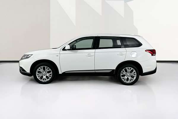 2021 Mitsubishi OUTLANDER ES 7 SEAT (2WD) ZL MY21