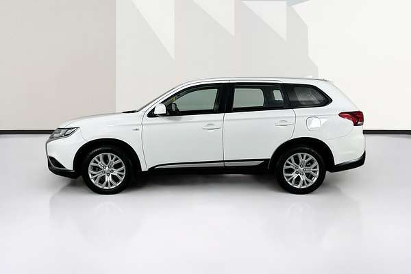 2020 Mitsubishi OUTLANDER ES 7 SEAT (2WD) ZL MY20