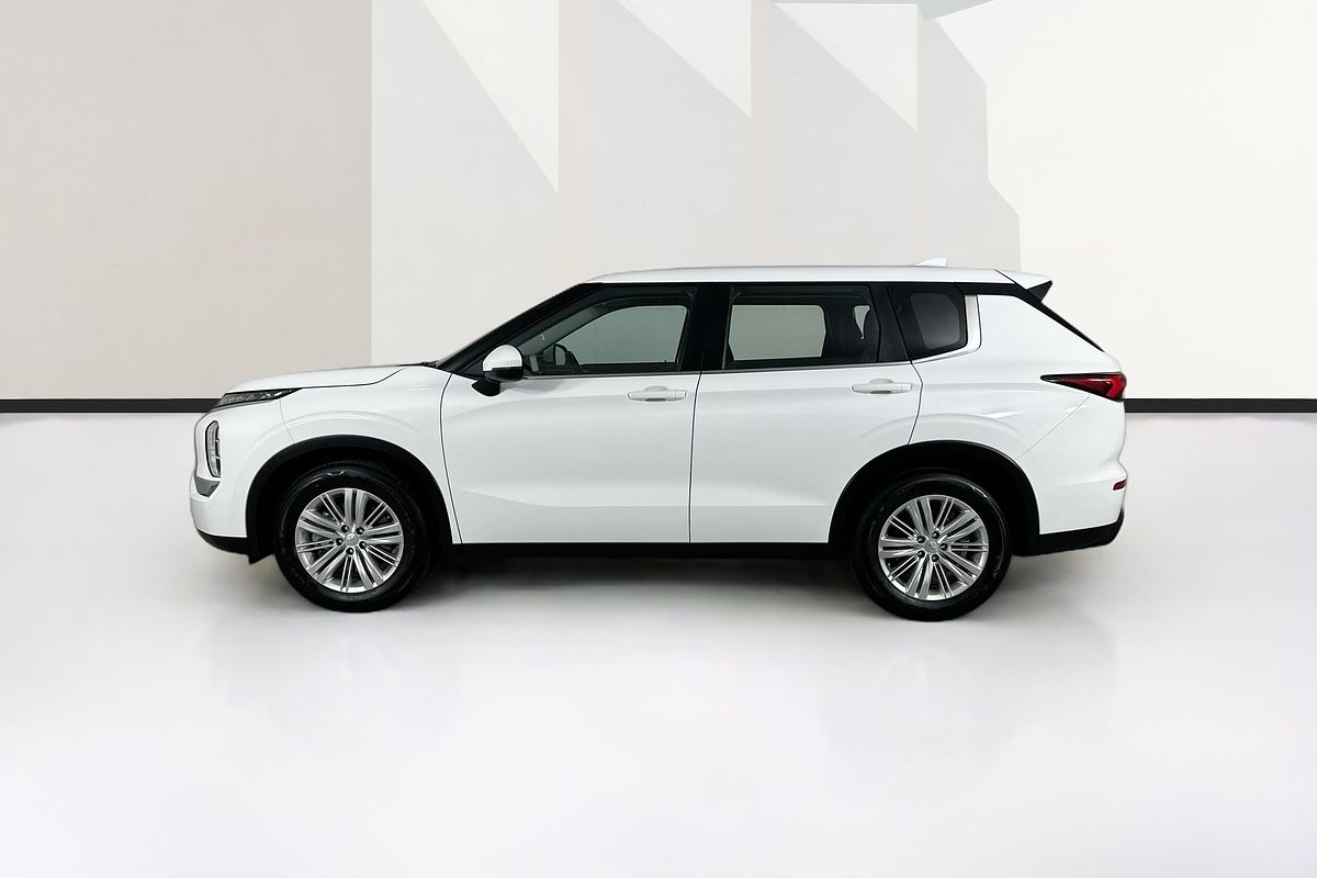 2023 Mitsubishi OUTLANDER ES 7 SEAT (2WD) ZM MY23