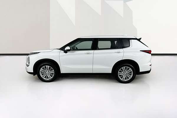 2023 Mitsubishi OUTLANDER ES 7 SEAT (2WD) ZM MY23
