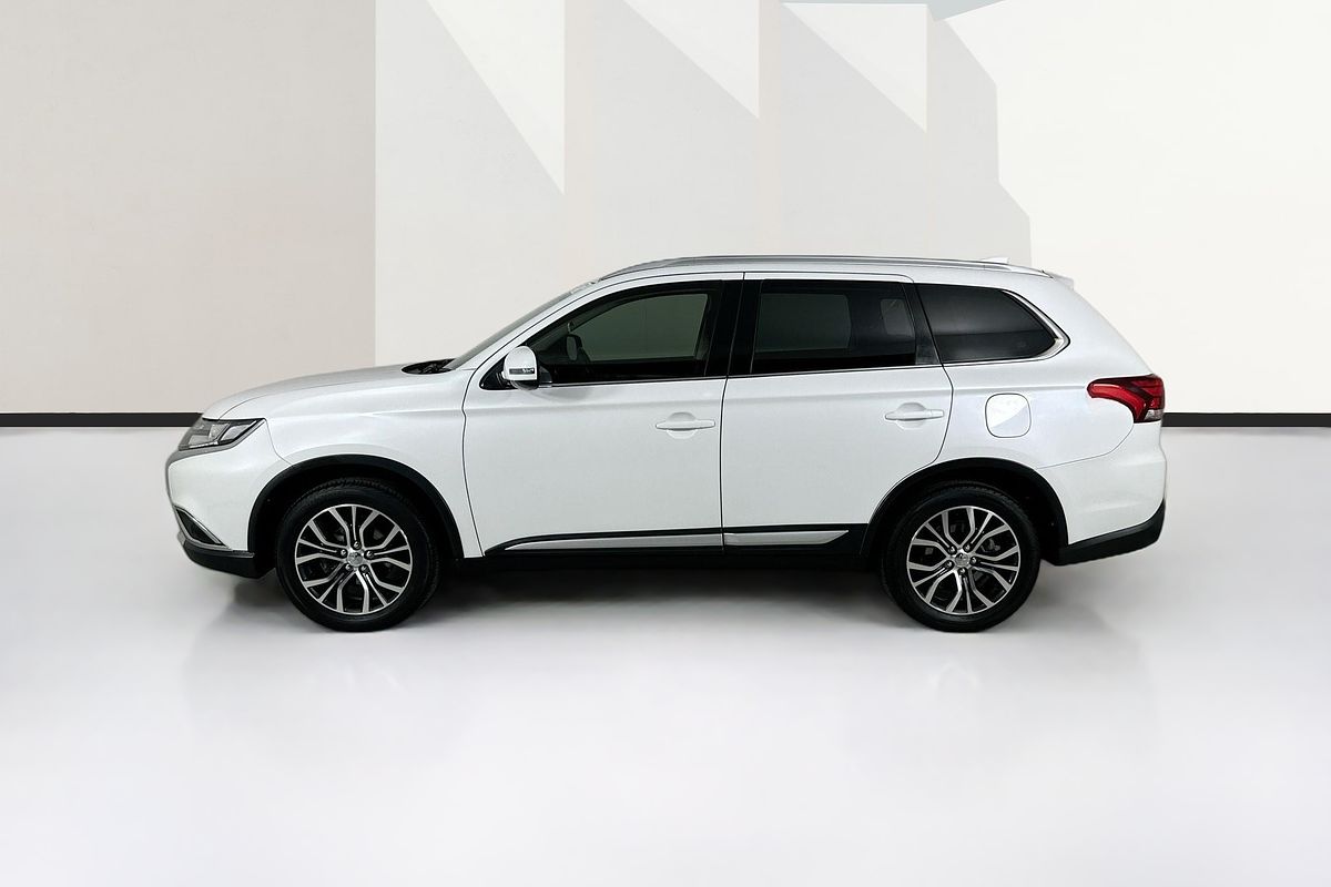 2017 Mitsubishi OUTLANDER LS (4x2) ZK MY17
