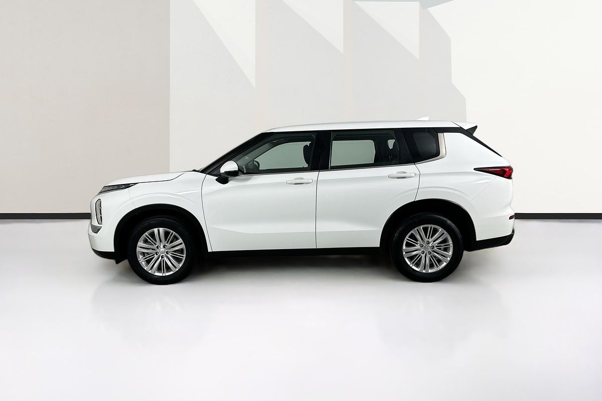 2023 Mitsubishi OUTLANDER ES 7 SEAT (2WD) ZM MY23