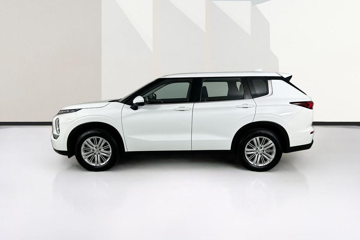 2024 Mitsubishi OUTLANDER ES 7 SEAT (2WD) ZM MY24