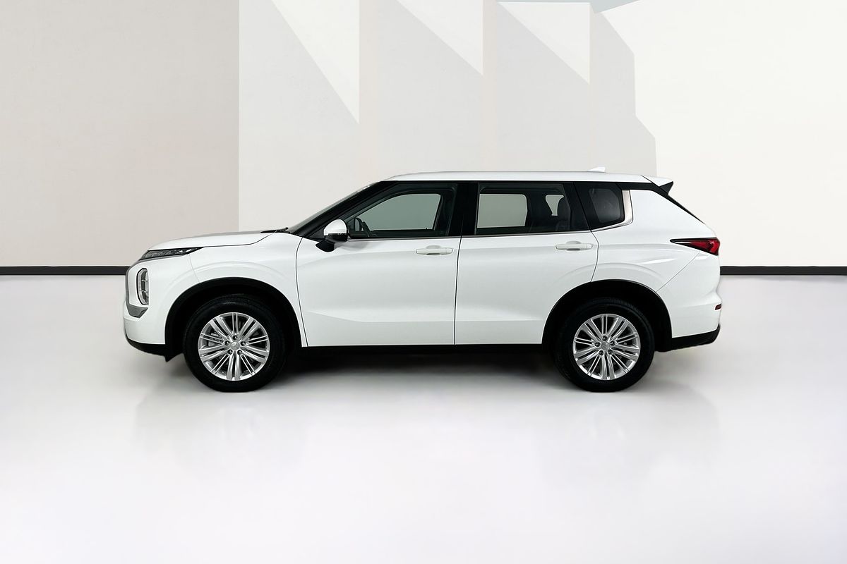 2023 Mitsubishi OUTLANDER ES 7 SEAT (2WD) ZM MY23
