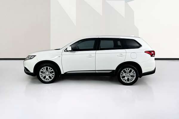 2021 Mitsubishi OUTLANDER ES 7 SEAT (2WD) ZL MY21