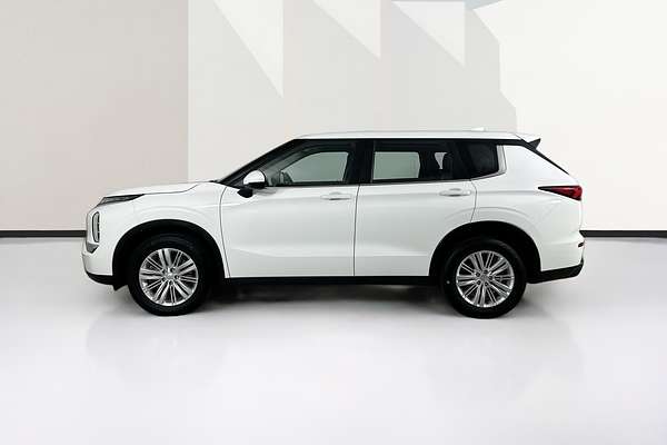 2024 Mitsubishi OUTLANDER ES 7 SEAT (2WD) ZM MY24