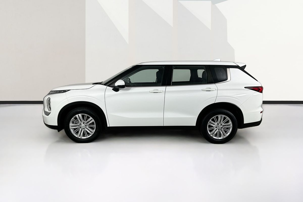 2022 Mitsubishi OUTLANDER ES 7 SEAT (2WD) ZM MY22