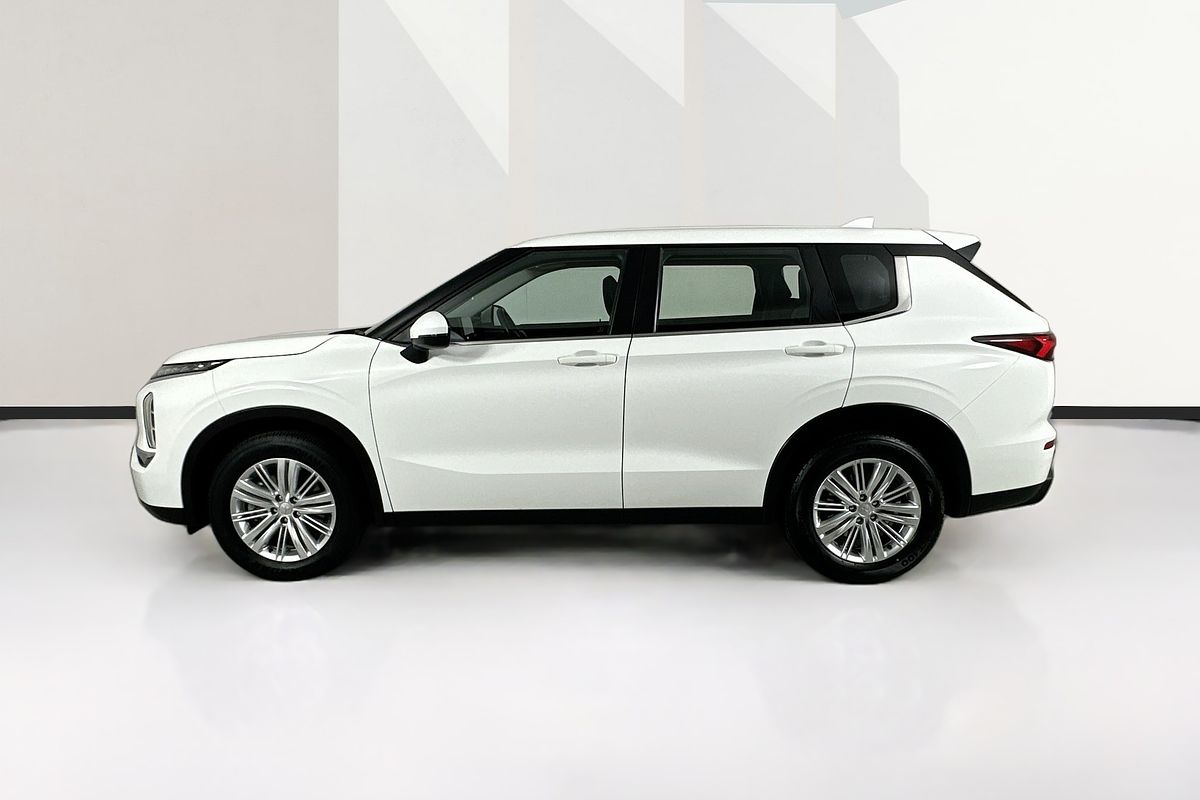 2022 Mitsubishi OUTLANDER ES 7 SEAT (2WD) ZM MY22