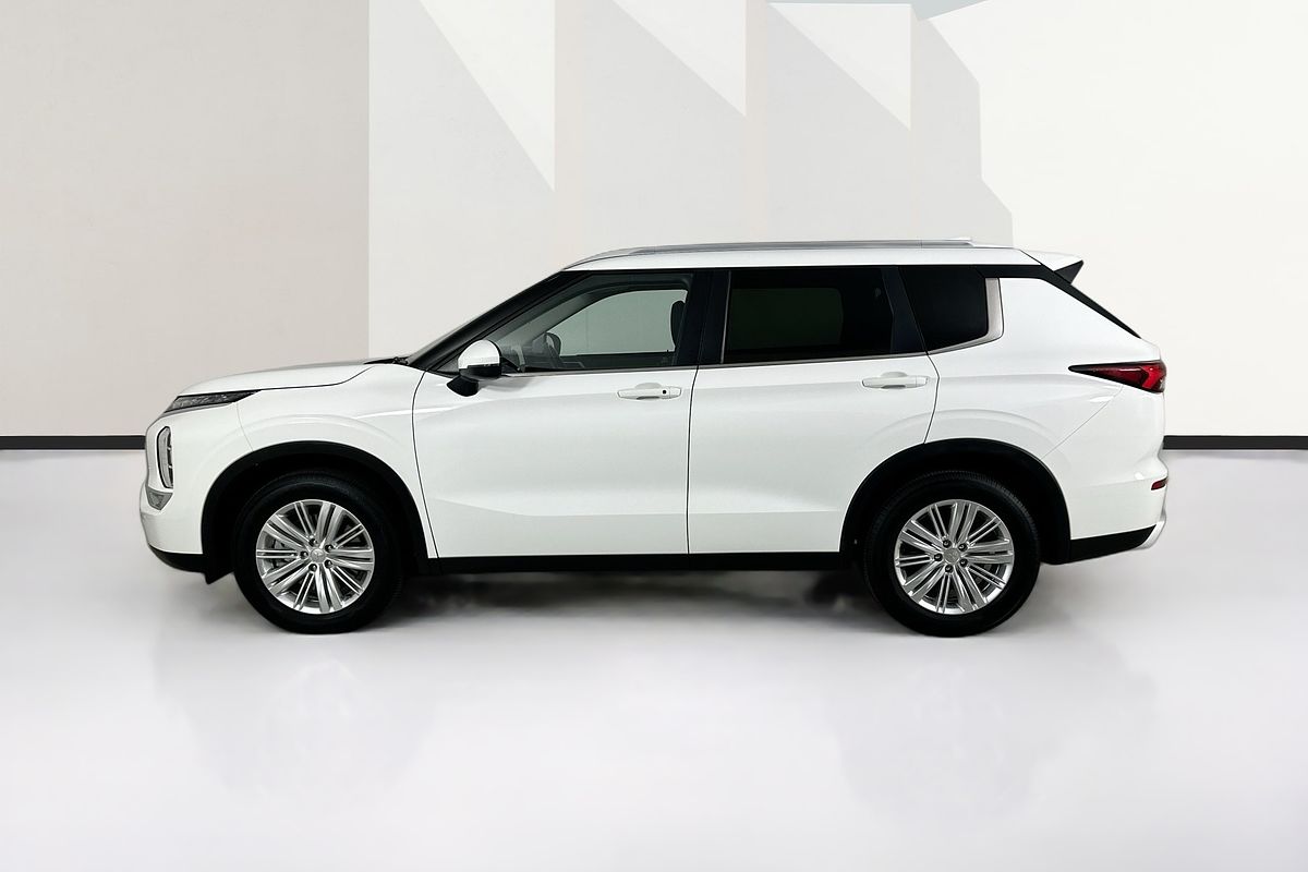 2024 Mitsubishi OUTLANDER LS 7 SEAT (2WD) ZM MY24