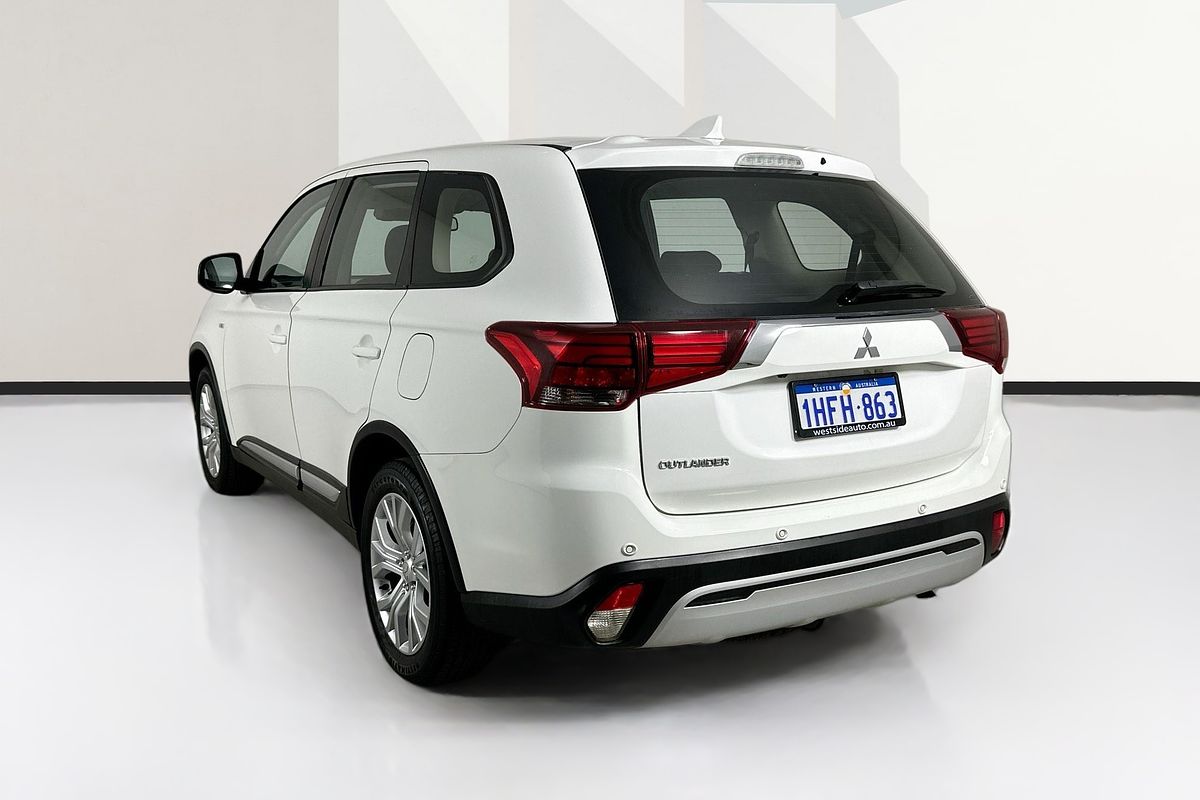2021 Mitsubishi OUTLANDER ES ZL