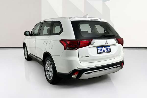 2021 Mitsubishi OUTLANDER ES ZL