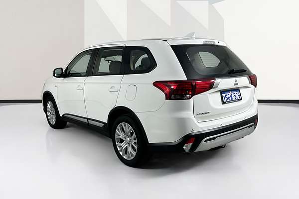2021 Mitsubishi OUTLANDER ES 7 SEAT (2WD) ZL MY21
