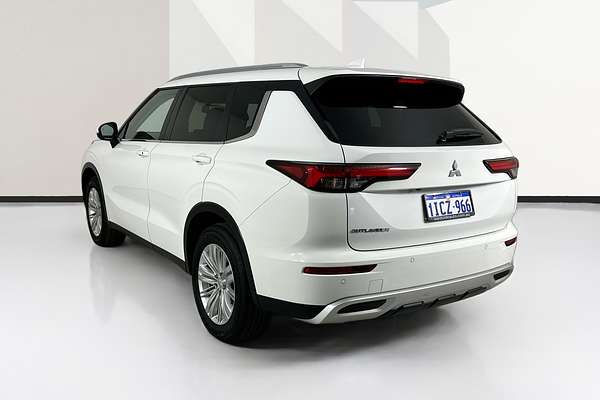 2024 Mitsubishi OUTLANDER LS 7 SEAT (2WD) ZM MY24
