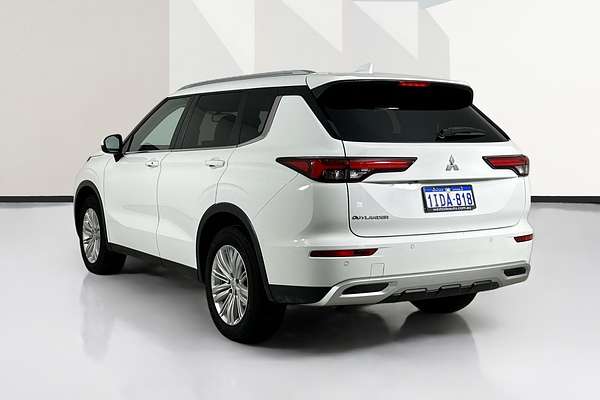 2024 Mitsubishi OUTLANDER LS 7 SEAT (2WD) ZM MY24