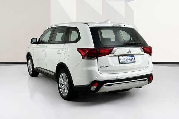 2021 Mitsubishi OUTLANDER ES 7 SEAT (2WD) ZL MY21