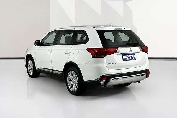 2021 Mitsubishi OUTLANDER ES 7 SEAT (AWD) ZL MY21