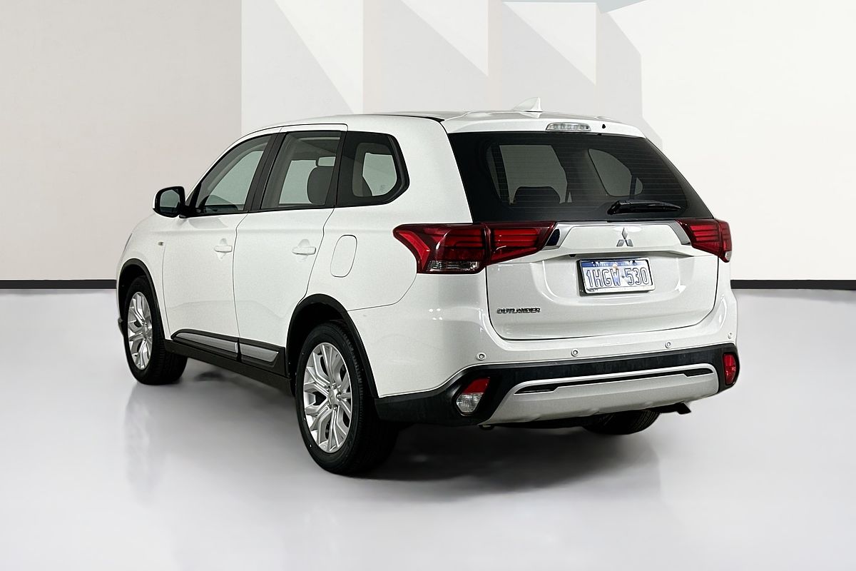 2021 Mitsubishi OUTLANDER ES 7 SEAT (2WD) ZL MY21