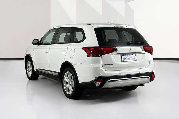 2021 Mitsubishi OUTLANDER ES 7 SEAT (2WD) ZL MY21