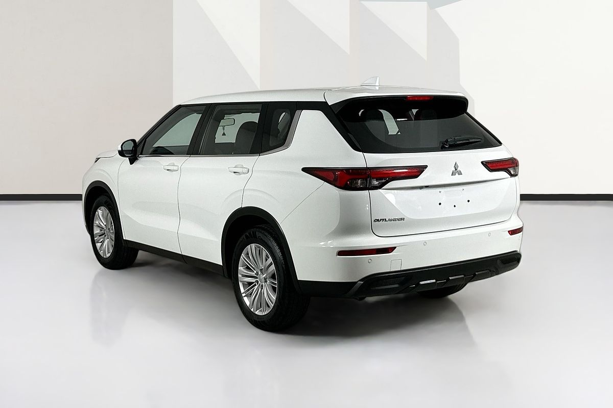 2024 Mitsubishi OUTLANDER ES 7 SEAT (2WD) ZM MY24