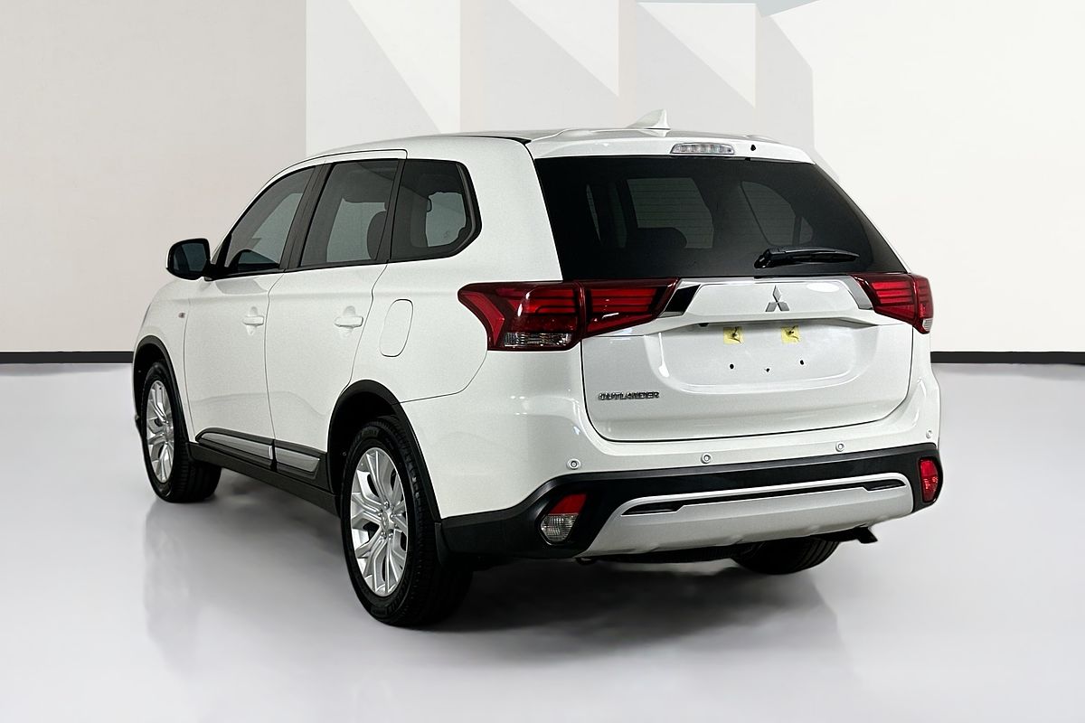 2021 Mitsubishi OUTLANDER ES 7 SEAT (2WD) ZL MY21