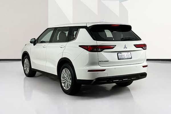 2022 Mitsubishi OUTLANDER ES 7 SEAT (2WD) ZM MY22