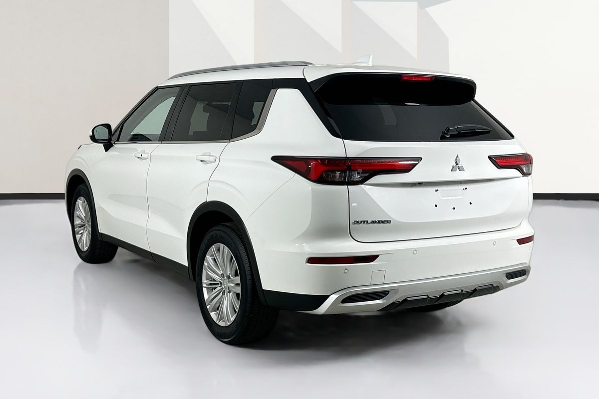 2024 Mitsubishi OUTLANDER LS 7 SEAT (2WD) ZM MY24