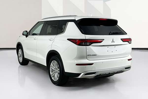 2024 Mitsubishi OUTLANDER LS 7 SEAT (2WD) ZM MY24