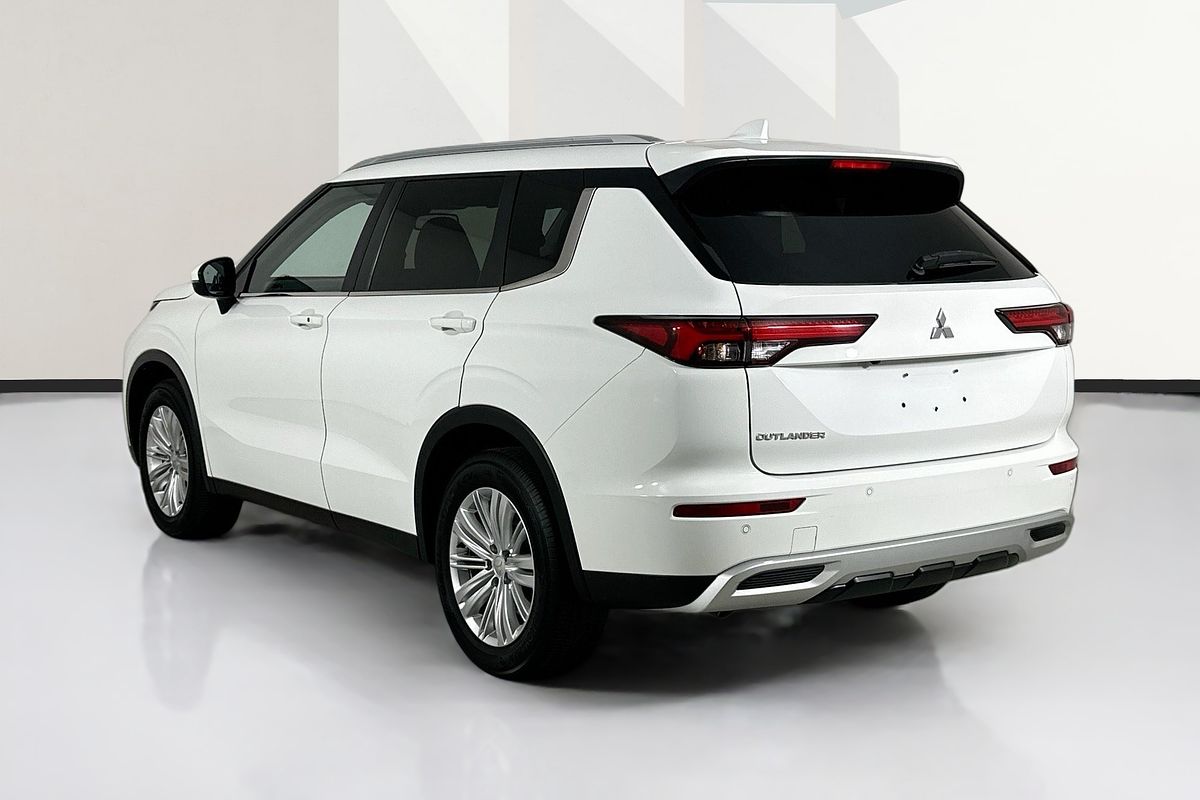 2024 Mitsubishi OUTLANDER LS 7 SEAT (2WD) ZM MY24