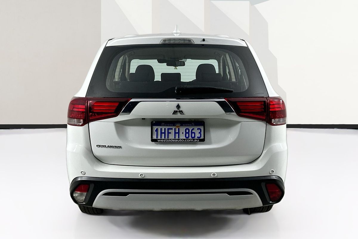 2021 Mitsubishi OUTLANDER ES ZL