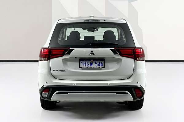 2021 Mitsubishi OUTLANDER ES ZL