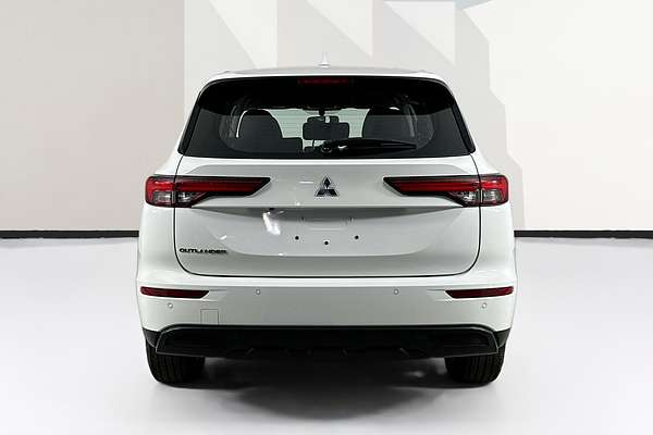 2023 Mitsubishi OUTLANDER ES 7 SEAT (2WD) ZM MY23