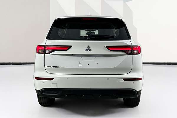 2024 Mitsubishi OUTLANDER ES 7 SEAT (2WD) ZM MY24