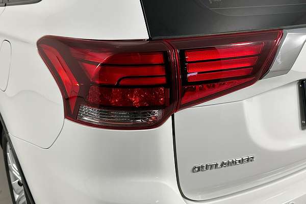 2020 Mitsubishi Outlander ES ZL