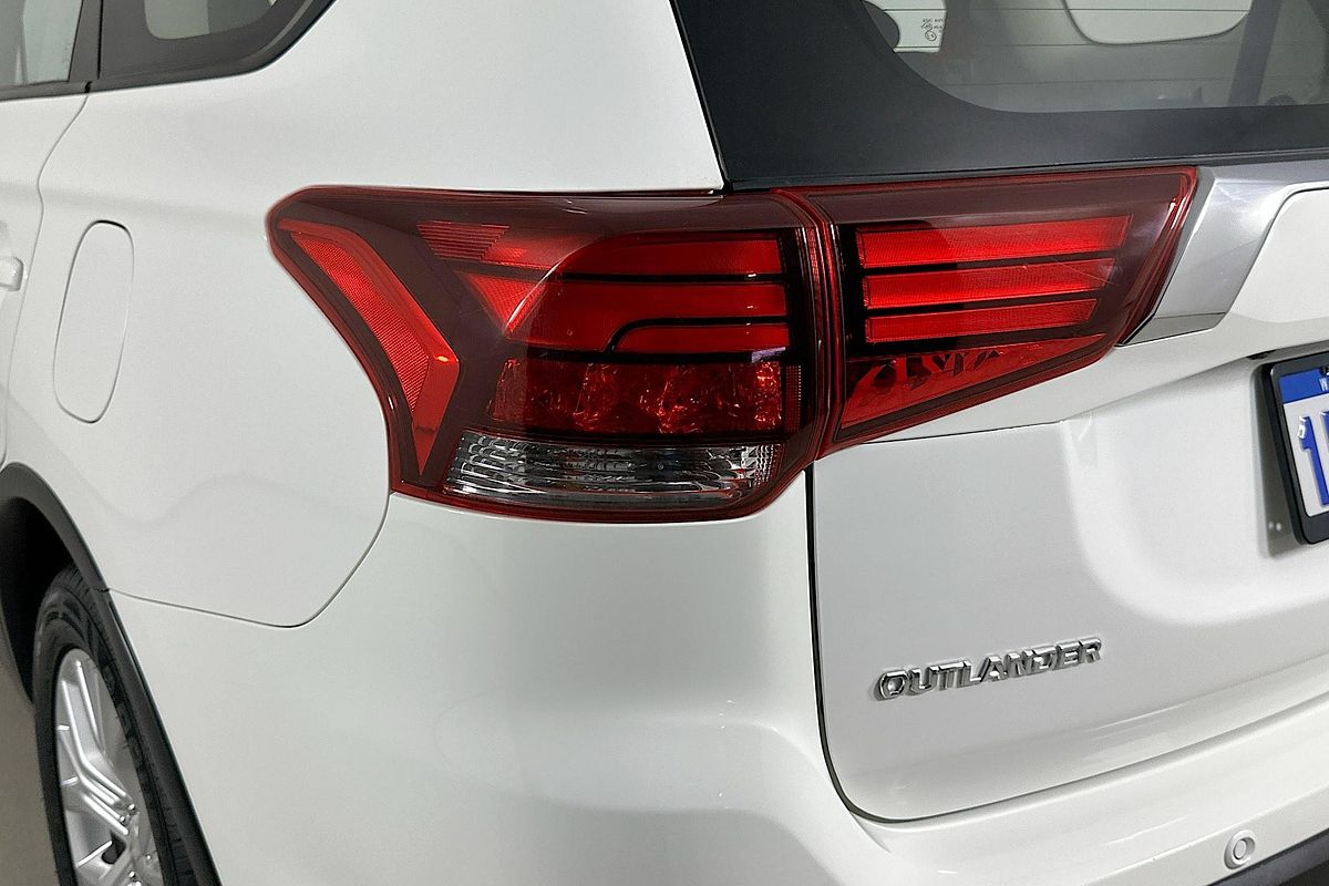 2021 Mitsubishi OUTLANDER ES 7 SEAT (AWD) ZL MY21