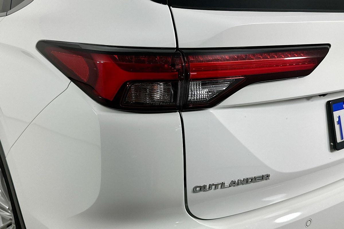 2024 Mitsubishi OUTLANDER LS 7 SEAT (2WD) ZM MY24