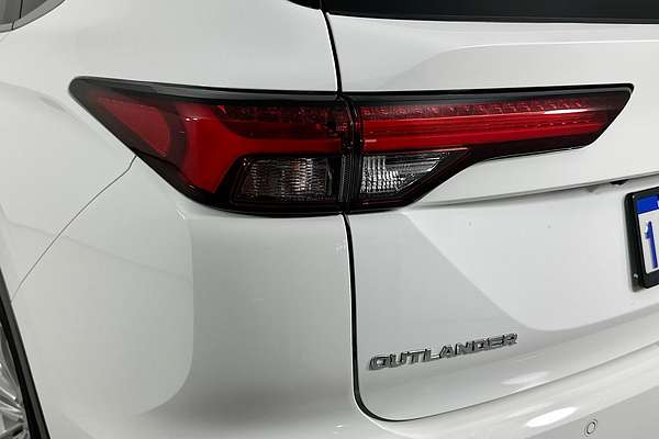 2024 Mitsubishi OUTLANDER LS 7 SEAT (2WD) ZM MY24