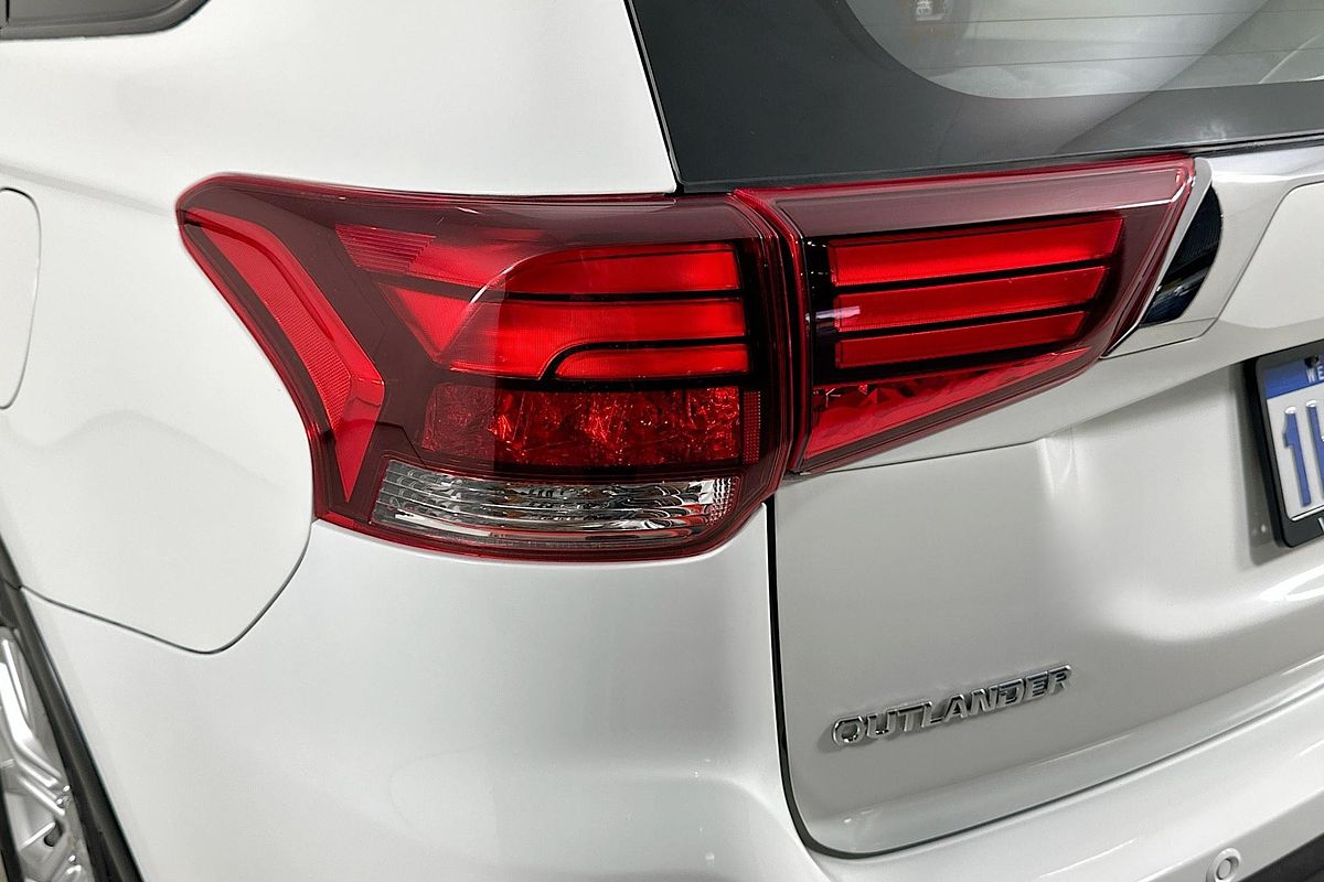 2021 Mitsubishi OUTLANDER ES 7 SEAT (AWD) ZL MY21
