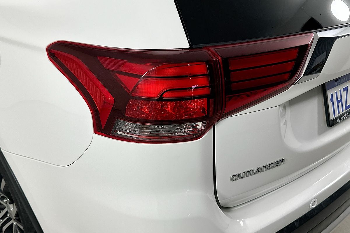 2017 Mitsubishi OUTLANDER LS SAFETY PACK (4x4) 7 SEATS ZK MY17