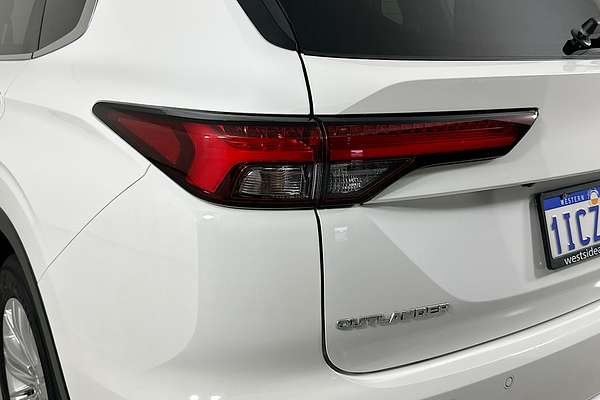 2024 Mitsubishi OUTLANDER LS 7 SEAT (2WD) ZM MY24