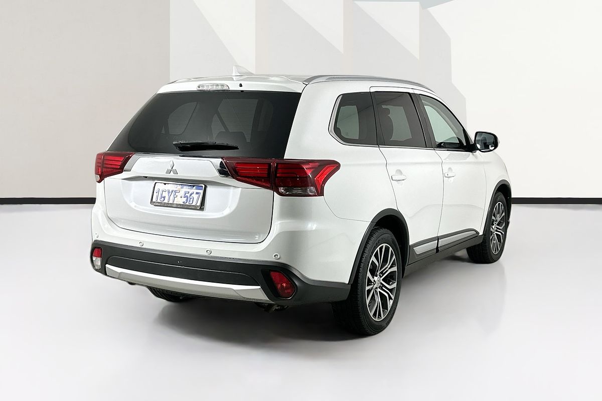 2017 Mitsubishi OUTLANDER LS SAFETY PACK (4x4) 7 SEATS ZK MY17