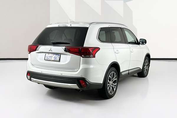 2017 Mitsubishi OUTLANDER LS SAFETY PACK (4x4) 7 SEATS ZK MY17