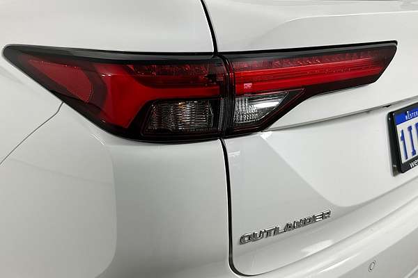 2024 Mitsubishi OUTLANDER LS 7 SEAT (2WD) ZM MY24