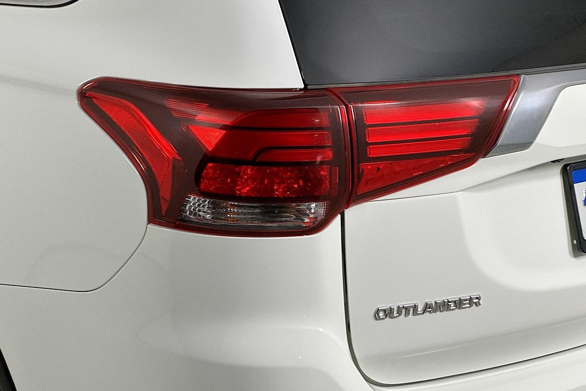 2021 Mitsubishi OUTLANDER LS 7 SEAT (2WD) ZL MY21