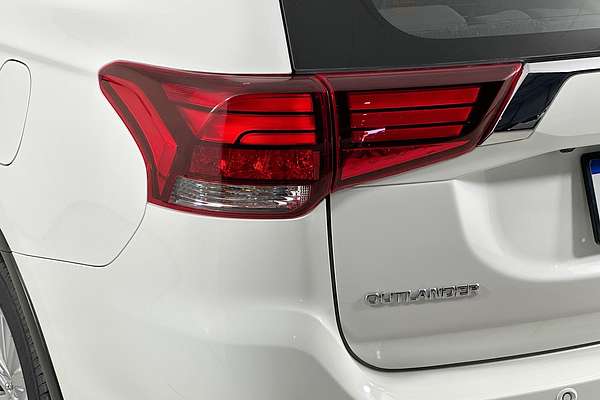 2021 Mitsubishi OUTLANDER ES 7 SEAT (AWD) ZL MY21