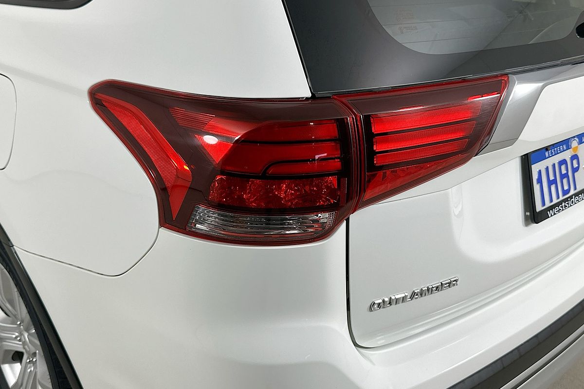 2020 Mitsubishi OUTLANDER ES 7 SEAT (AWD) ZL MY20