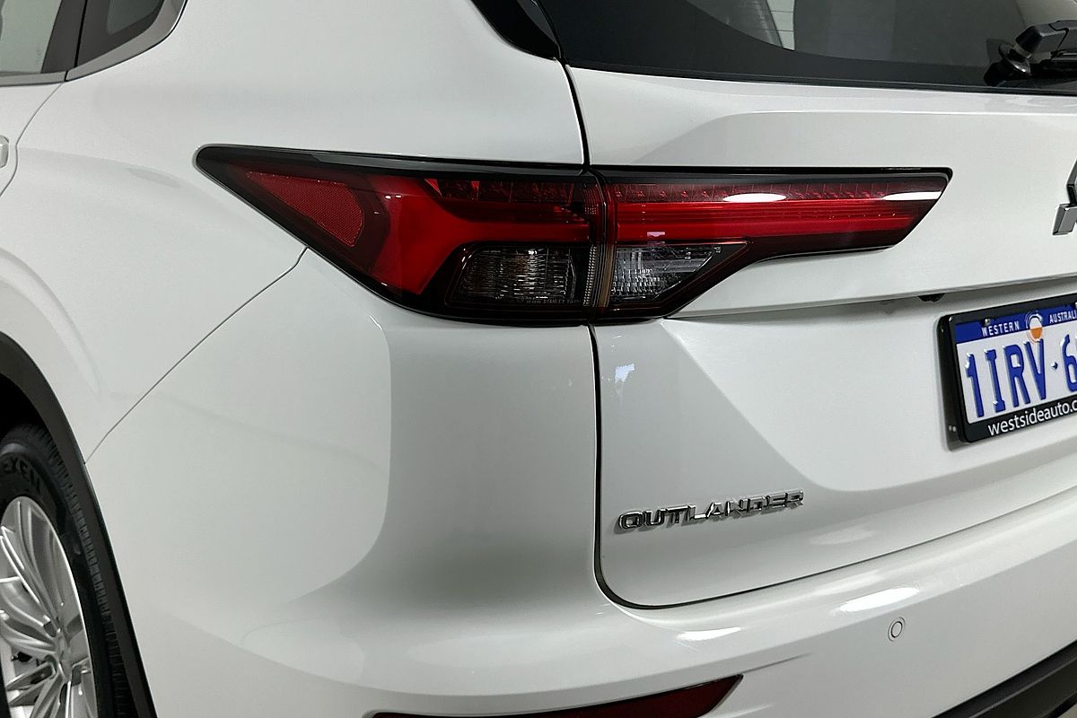 2023 Mitsubishi OUTLANDER ES 7 SEAT (2WD) ZM MY23