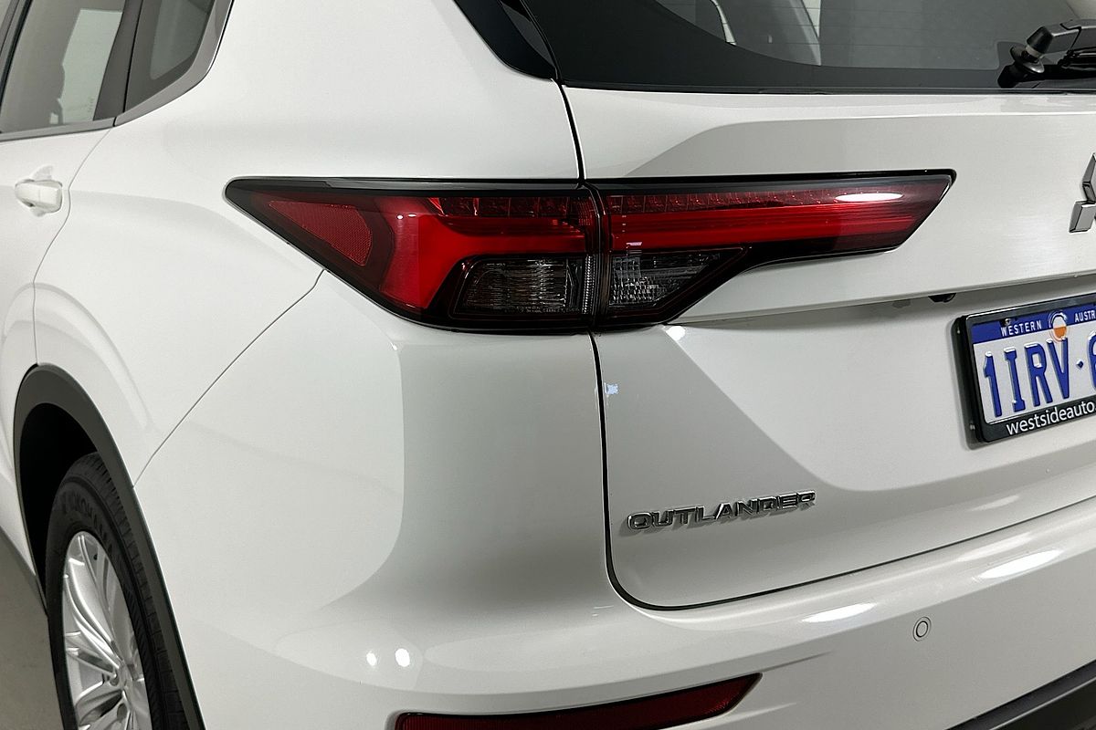 2023 Mitsubishi OUTLANDER ES 7 SEAT (2WD) ZM MY23
