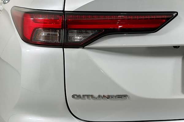 2023 Mitsubishi OUTLANDER EXCEED TOURER 7 SEAT (AWD) ZM MY23